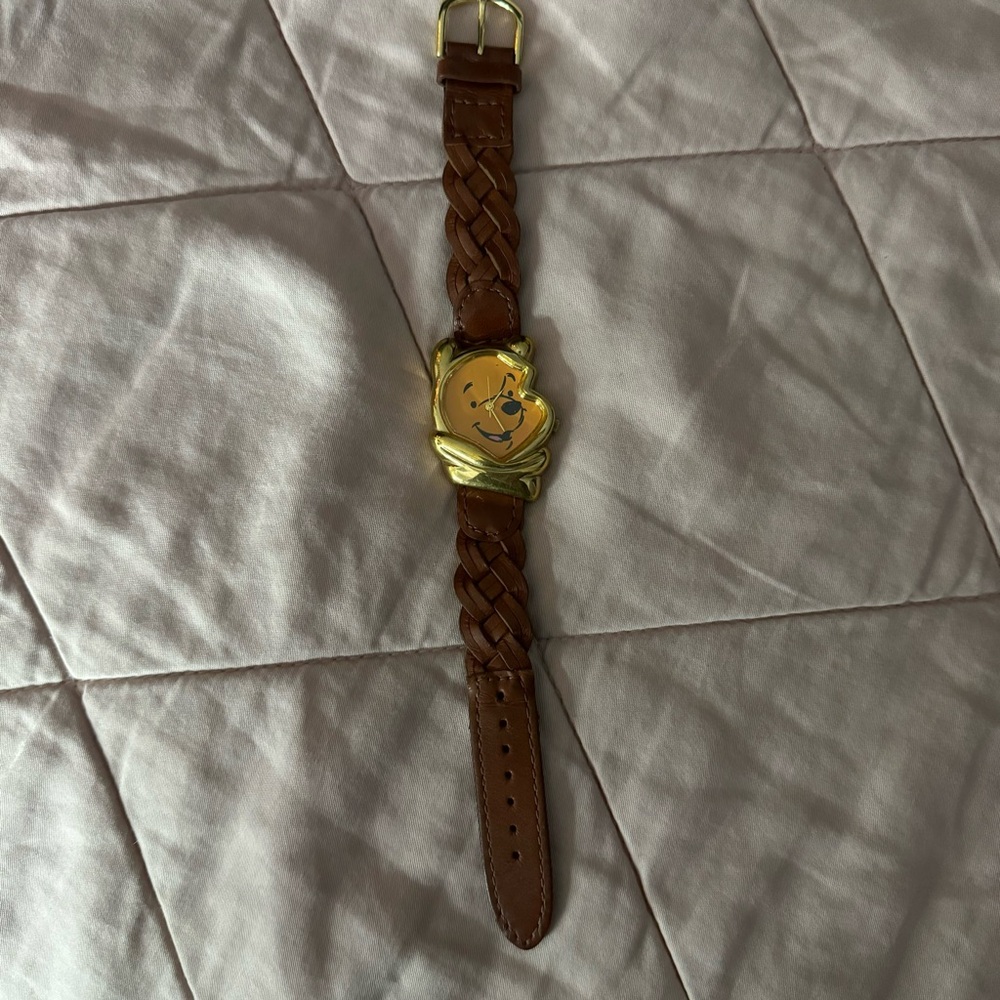 Vintage Winnie the Poo watch.
